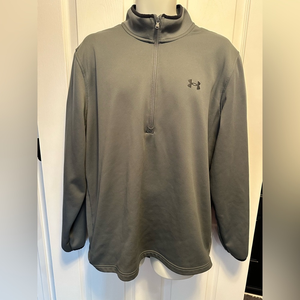 Mens Under Armour cold gear pullover size XL